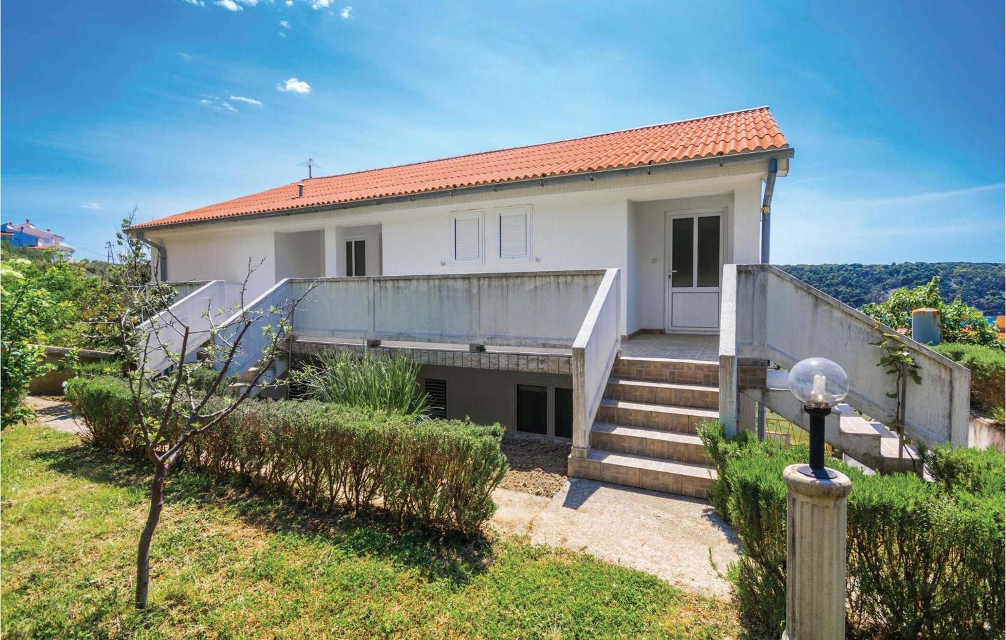 Pet Friendly Apartment In Kampor With Kitchen Eksteriør billede